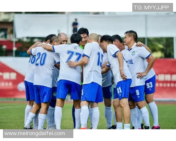 南京足球队在全国耐力排行榜中荣获第三名展现出强大实力与团队精神 南京足球队在全国耐力排行榜中荣获第三名展现出强大实力与团队精神