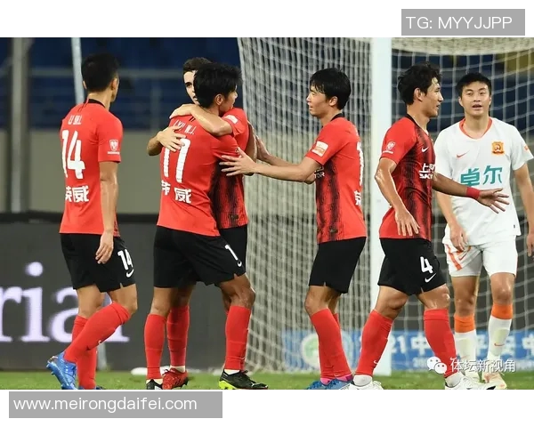 武汉足球队在钻石联赛积分榜上以51分稳居第一名展现强劲实力